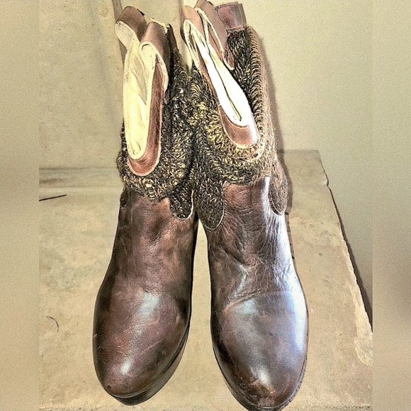 Bed Stu Bruges Leather and Knit Slouchy Wedge Booties Size 9 - Picture 4 of 13